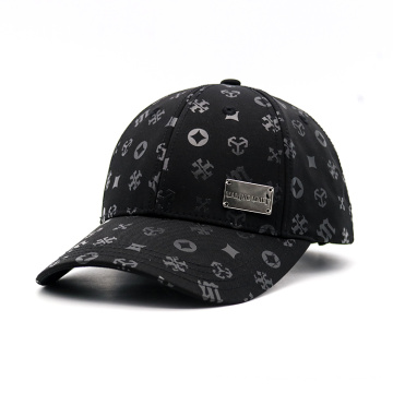 Black Sublimation Printing Baseball Cap mit Metallabzeichen